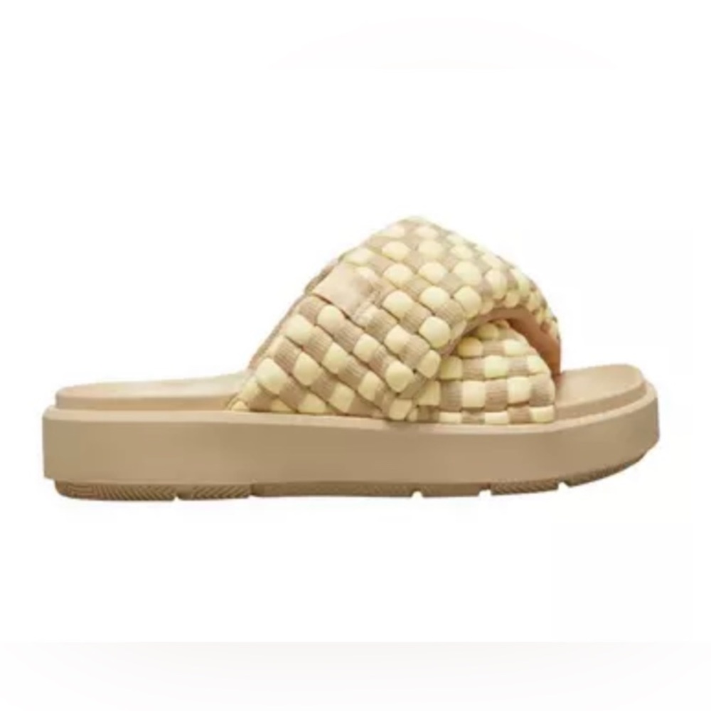 Jordan Sophia "Team Gold/Alabaster/White" Women's Slide size 6 only wore once!